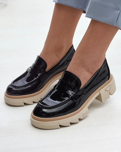 Mocasini negri de damă din piele ecologică din piele lăcuită Sepop- Footwear