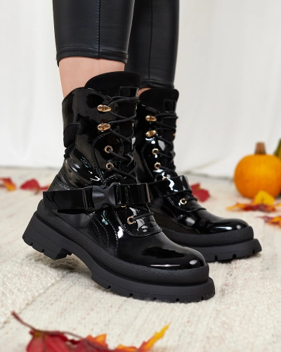 Royalfashion Cizme lăcuite de damă, negru Setogy