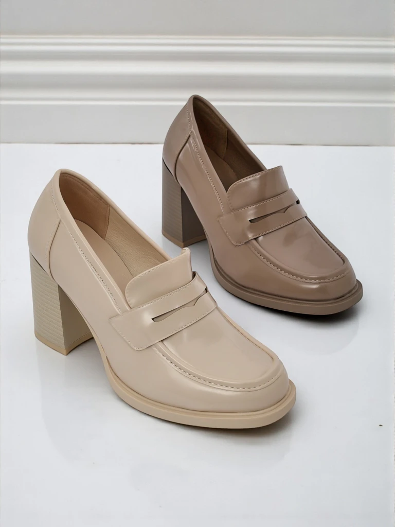 Royalfashion Woman mokasen heel Minerva