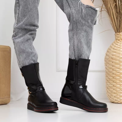 OUTLET Cizme de dama negre cu insertii lacuite Rojosco - Incaltaminte