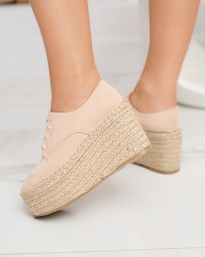 OUTLET Pantofi bej cu pană Jakaia- Încălțăminte