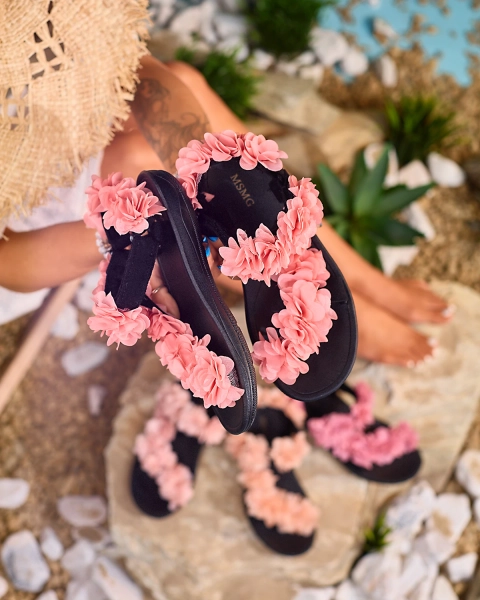 Royalfashion Sandale pentru femei coral cu flori Alferroy