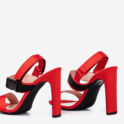 Sandale roșii pe un stâlp de velcro spolisa - Încălțăminte