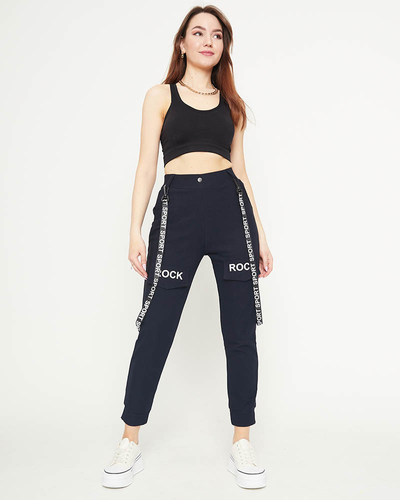 Pantaloni cargo de damă bleumarin cu bretele - Îmbrăcăminte