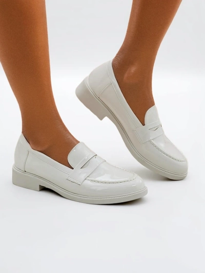 Pantofi loafers de patenta pentru femei Royalfashion Aylay