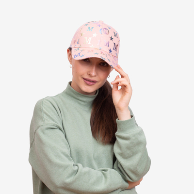 Șapcă roz de damă cu litere multicolore - Accesorii