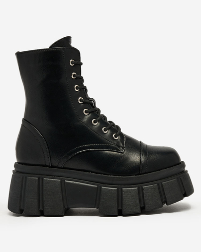 Royalfashion Cizme negre pentru femei cu platformă Baggers Ceminas