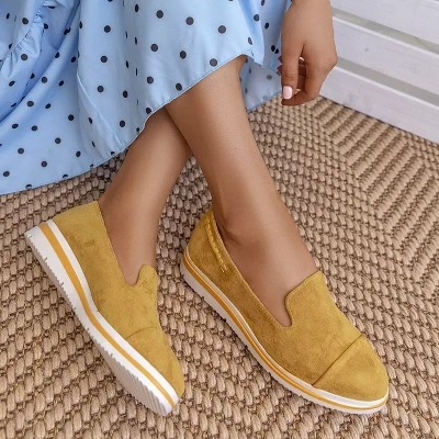 OUTLET Mocasini galbeni dama pe pană joasă Dardariel - Pantofi