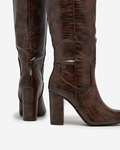 Royalfashion Cizme de damă maro închis, cu ștanțare Telibitta