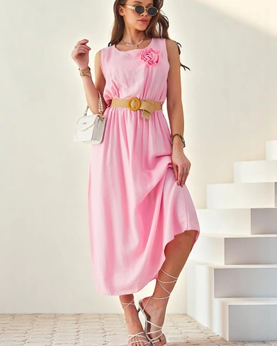 Rochie midi Royalfashion pentru femei cu bretele, având un decolteu rotund cu o floare decorativă