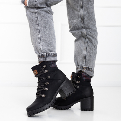 OUTLET Cizme negre de dama pe postul Royaltan - Incaltaminte