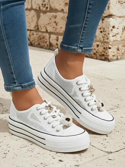 Adidași perforați pentru femei Royalfashion cu accesorii Osdo