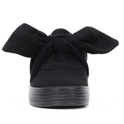 Czarne trampki z kokardą - Obuwie