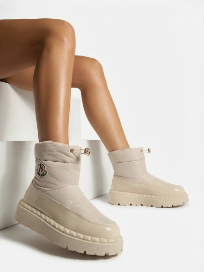 Royalfashion Cizme de zăpadă slip-on pentru femei de culoare crem Ireda