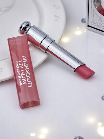 Balsam de buze hidratant tip ruj în nuanța Raspberry Pink