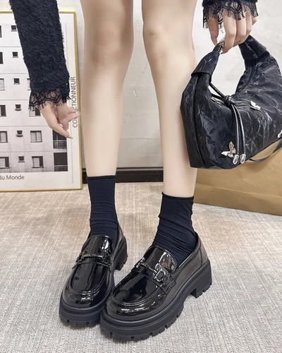 Royalfashion Mocasi din patent pentru femei Afidale