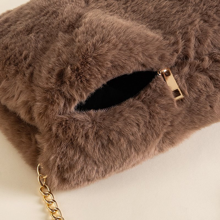 Geantă de umăr din blană maro - Genți de mână