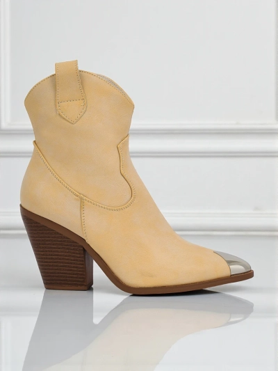 Romane kovbojki pa obcas le dekorativno aglico Glacier Fang