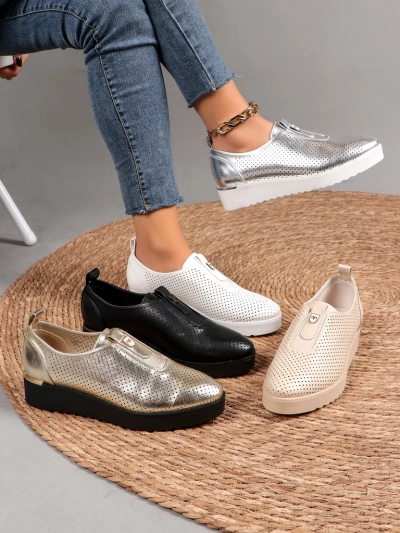 Ghete perforate pentru femei Royalfashion Slip-on Goffies
