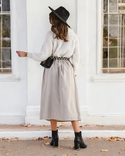 Fusta midi pentru femei de la Royalfashion a' la catifea