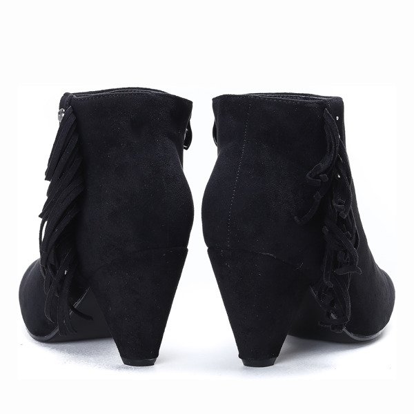 Czarne botki na trójkątnym obcasie Madelynn - Obuwie