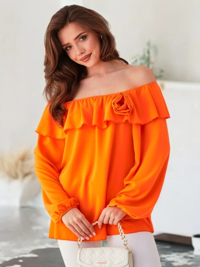 Bluza Royalfashion pentru femei în stil spaniol cu volane și o floare
