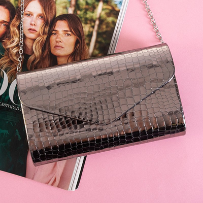 Geantă de dama gri închis pe lanț cu relief - Genti de mână