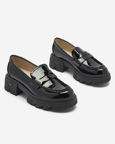 Mocasini negri lăcuiți pentru femei Tygriss- Footwear
