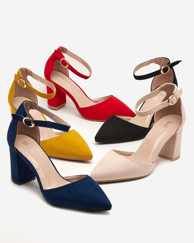 OUTLET Sandale de dama bej pe un post mai inalt Hareda - Pantofi