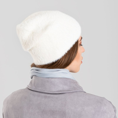 Pălărie de iarnă cu blană albă pentru femei - Șepci