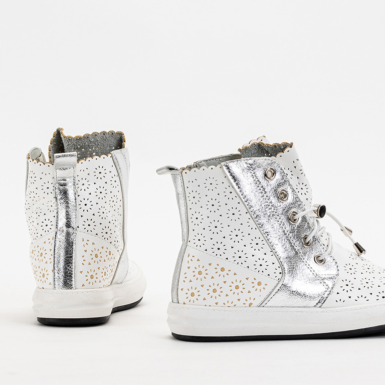 OUTLET Cizme slip-on ajurate copii Lonsi albe - Incaltaminte