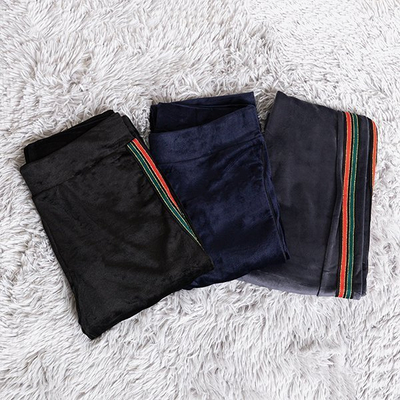 Jambiere gri cu dungi pentru femei - Îmbrăcăminte