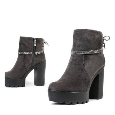 Szare botki na wysokim słupku Rashel - Obuwie