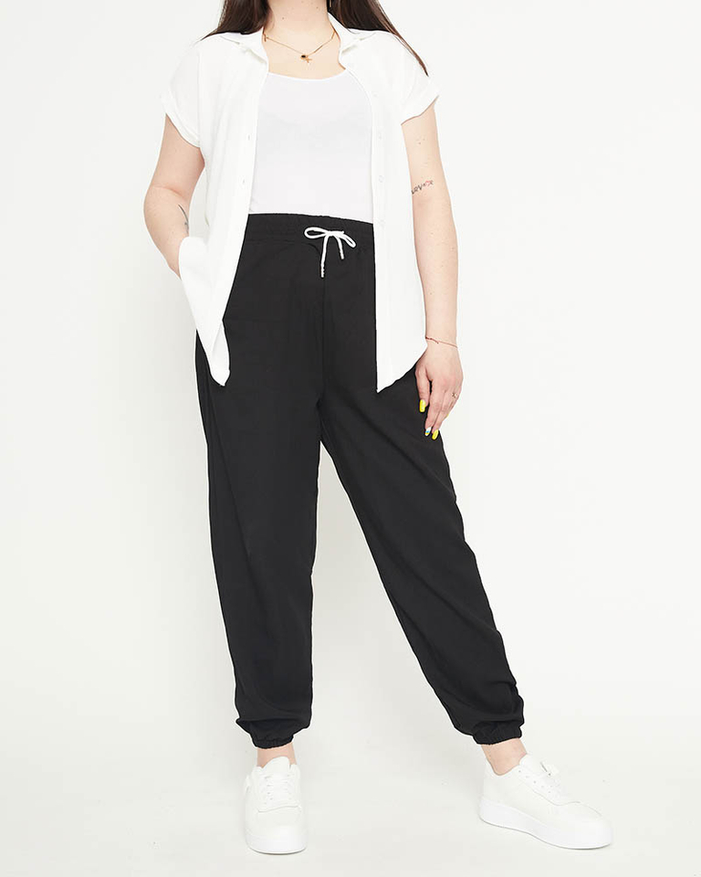 Pantaloni de dama din stofa neagra - Imbracaminte