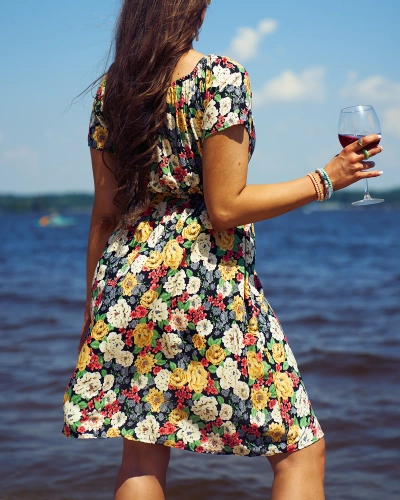 Royalfashion Rochie mini florală pentru femei a'la hiszpanka în negru
