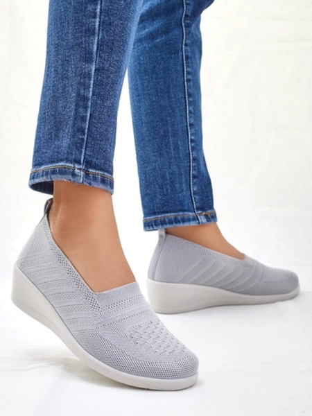 Mocasini Royalfashion pentru femei pe o talpă joasă Epoles