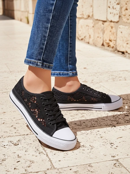 Tenisi de damă Calista Nero cu dantelă, respirabili - colecția Vară/Primăvară