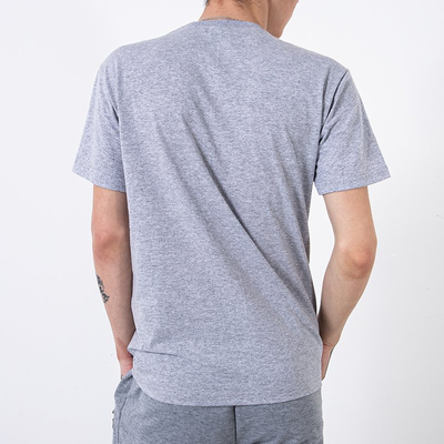 Tricou din bumbac gri deschis pentru bărbați, decorat cu imprimeul și inscripția - Îmbrăcăminte