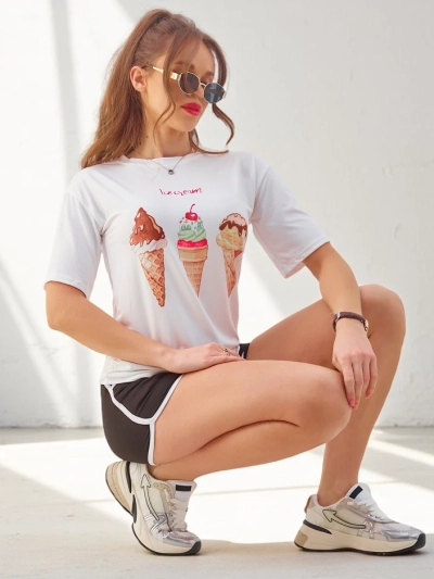 Royalfashion Set sport pentru femei cu un tricou și șorturi Ice Cream