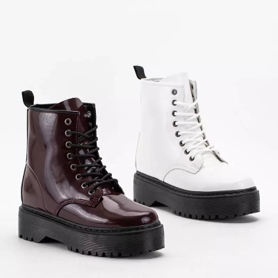 OUTLET Cizme Beretta din piele lacuta alba - Incaltaminte