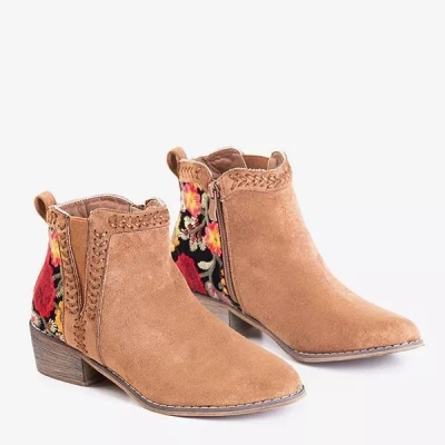OUTLET Cizme dama maro cu broderie decorativa Hastieli - Pantofi