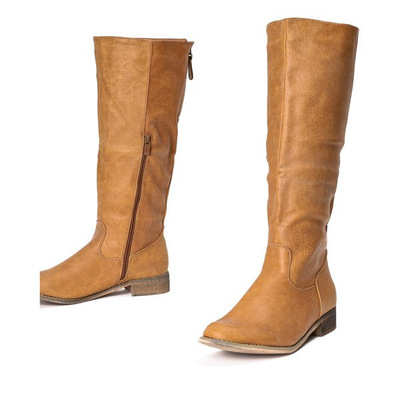 Brązowe kozaki na płaskim obcasie Reyana - Obuwie