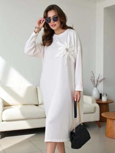 Rochie midi oversized din material Royalfashion pentru femei cu o floare