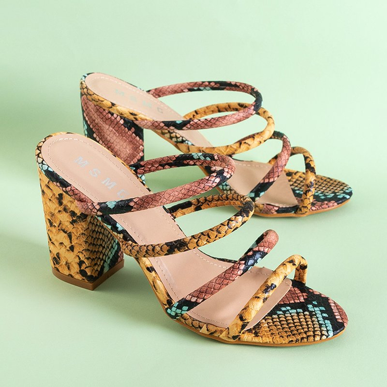 Papuci multicolori cu relief pe stâlpul superior Furlisa - Încălțăminte