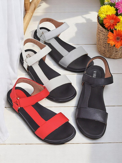 Sandale Royalfashion pentru femei cu talpă joasă Lillia