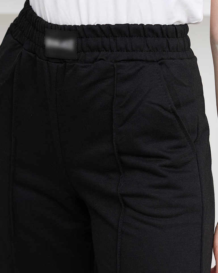 Pantaloni de trening negri cu picioare largi de damă - Îmbrăcăminte