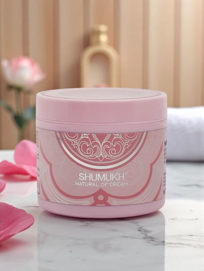 Krem do twarzy i szyi z efektem rozjaśnienia i nawilżenia Light Pink