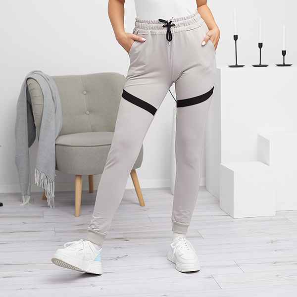 Pantaloni de trening gri deschis de dama - Imbracaminte