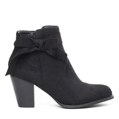 Czarne botki z eko zamszu Akane- Obuwie