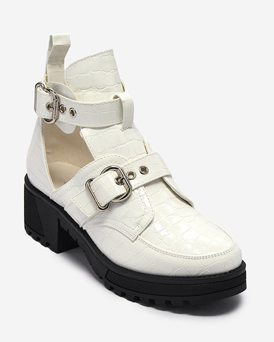 Cizme de damă lăcuite albe cu decupaj și ștanțare Malevib- Footwear